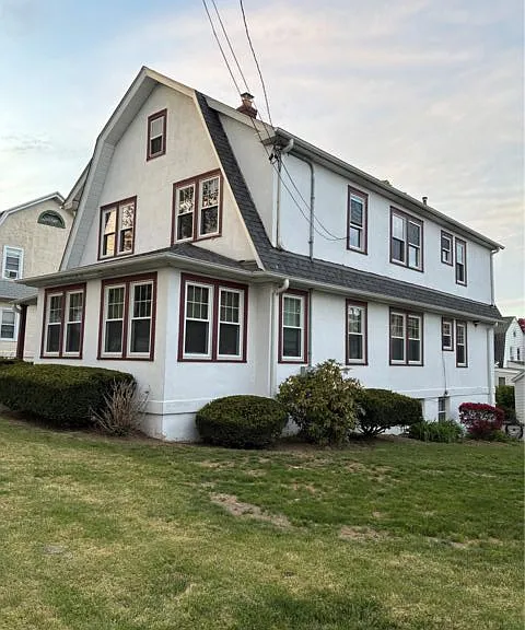87 Colgate Ave — Photo 2