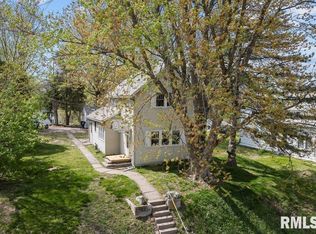 1310 Mississippi Ave, Davenport, IA 52803