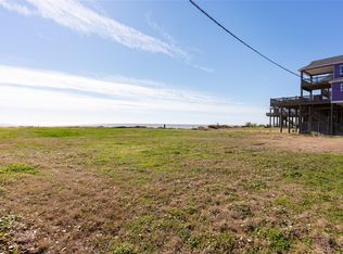 981 Marjorie, Gilchrist, TX 77617