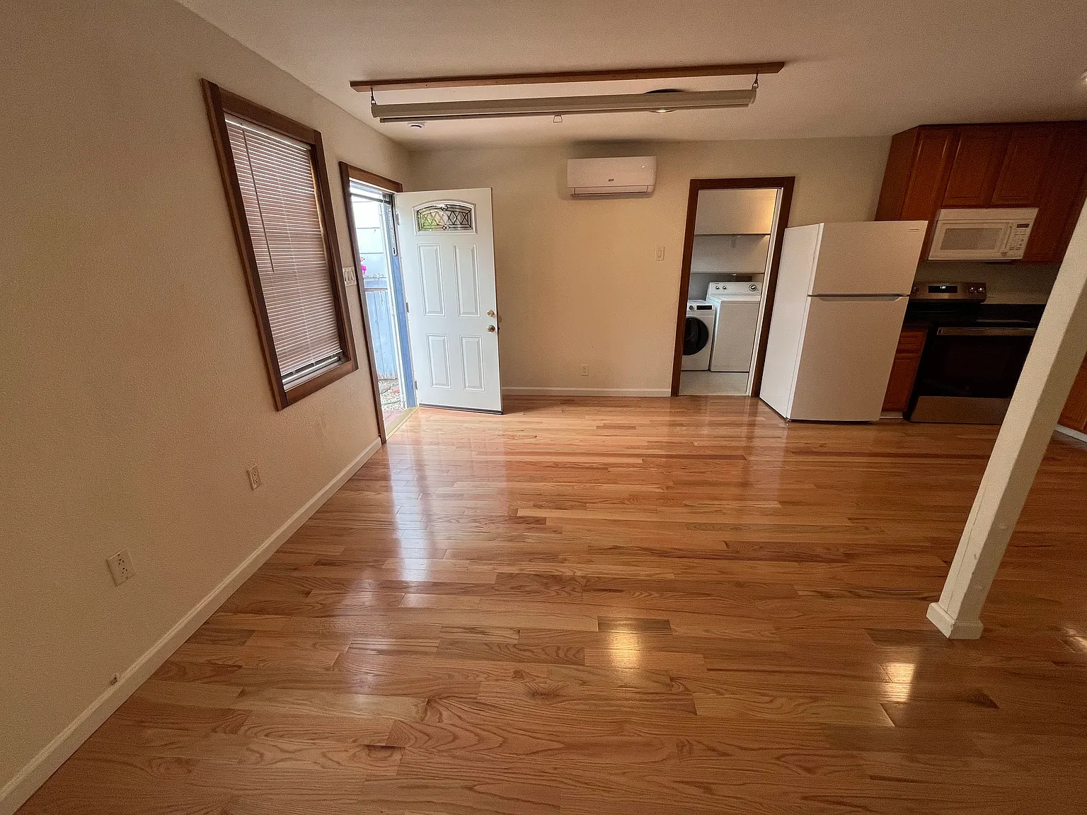 1077 12th Street — Photo 3
