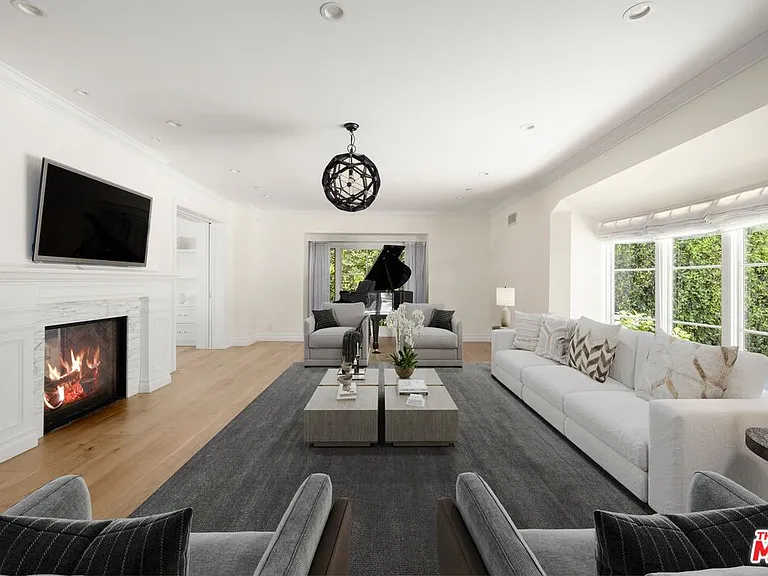 1214 Coldwater Canyon Dr — Photo 4