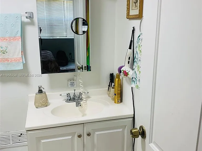 1333 E Hallandale Beach Blvd #131 — Photo 8