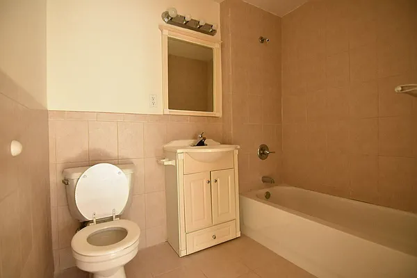 Rented by Clove Realty LLC | media 11