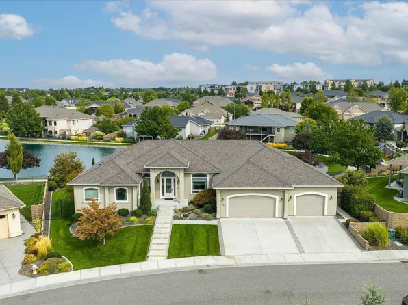 739 S Idaho Pl, Kennewick, WA 99336