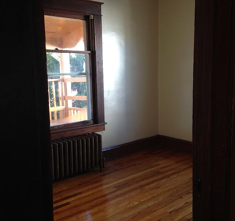 2nd floor bedroom 2