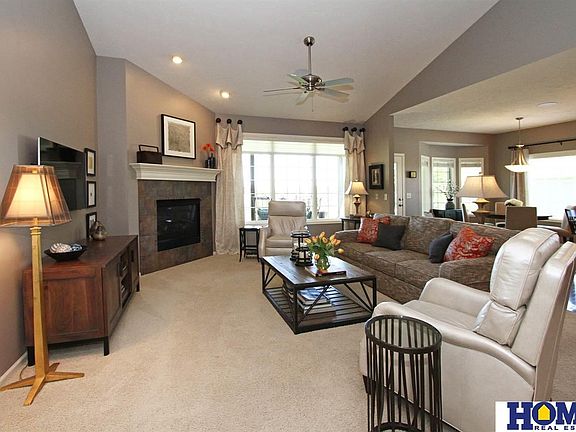 3rd image of 8914 Lammle Cir