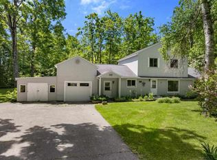 383 Heacock Rd, Harbor Springs, MI 49740