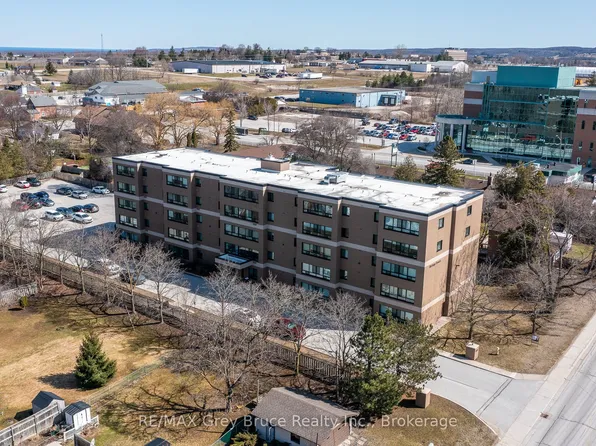 850 6th St E #502, Owen Sound, ON N4K 6T7