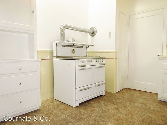 4th image of 1614 38th Ave