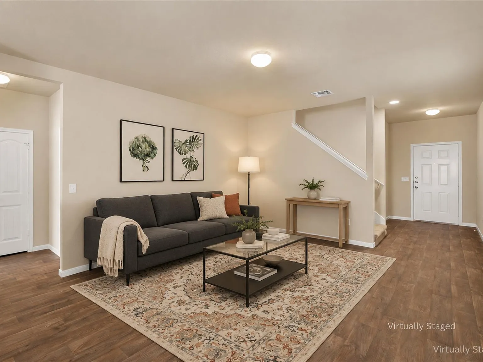 4 bed, 2.5 bath, 2142 sqft, $2,200 — Photo 2