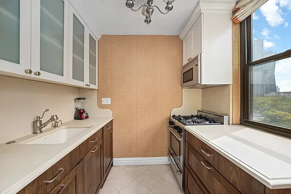 Sold by Douglas Elliman | media 4