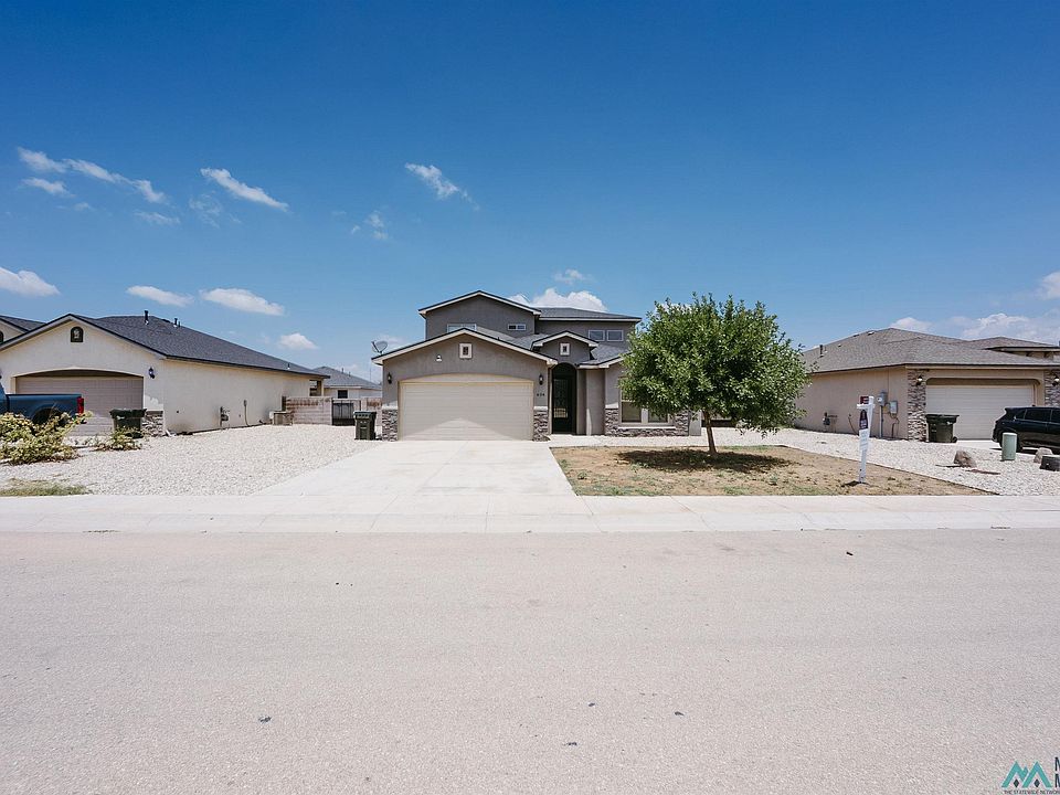 1st image of 404 Baler Ln