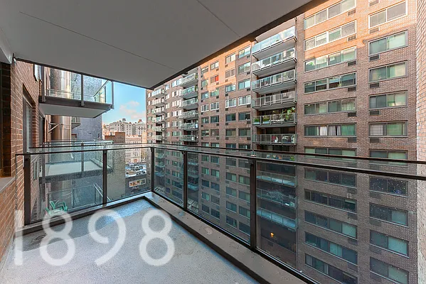 Rented by A&E Real Estate Management | media 44