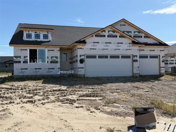 2709 NW Fairfield Dr, Ankeny, IA 50023