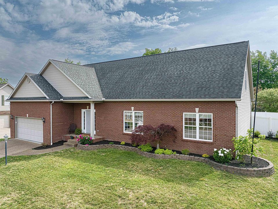 1st image of 1900 Hickory Hill Ct