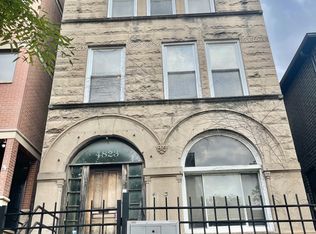 4823 S Champlain Ave #2, Chicago, IL 60615