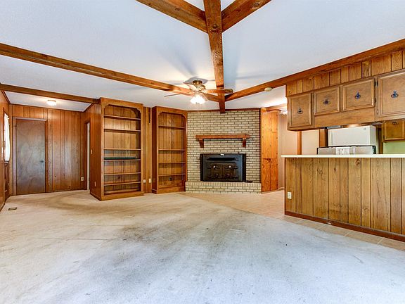 4th image of 309 Pebble Beach Dr