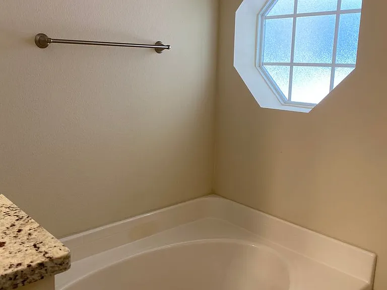 4346 Four Lakes Dr — Photo 27