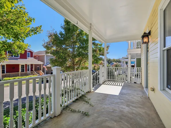 288 Augusta Ave, Pleasant View, TN 37146