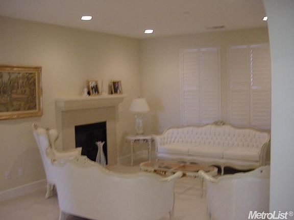 2nd image of 1162 Camogli Ct