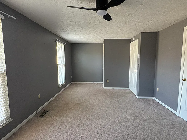 784 S Woodlyn Dr — Photo 7