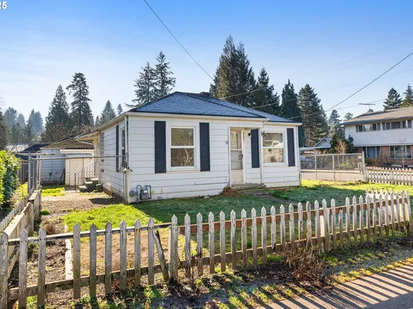 4101 E 18th St, Vancouver, WA 98661