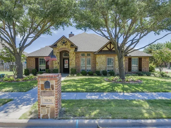 3026 Coventry Ln, Waxahachie, TX 75165