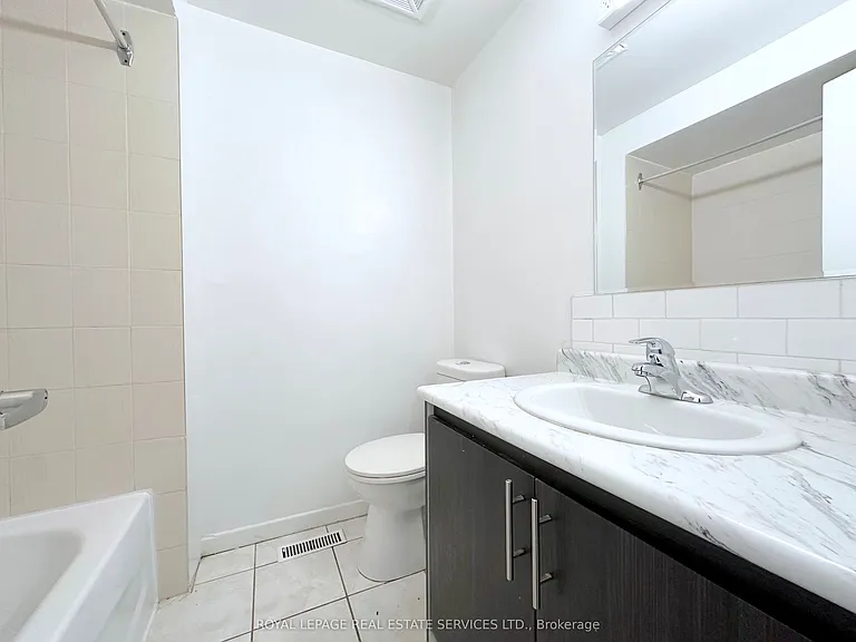63 Havenbrook Blvd #Townhouse 4 — Photo 10