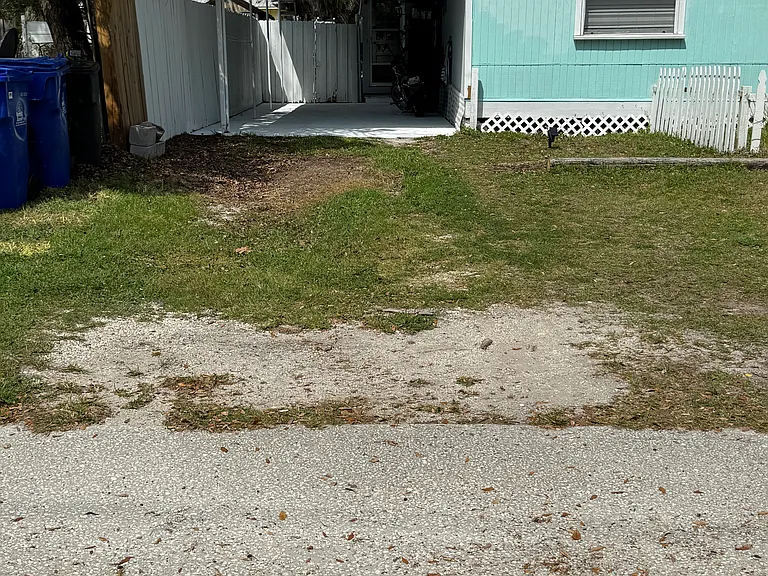 1405 Masters Dr #B — Photo 4