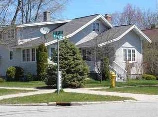 1022 8th Ave S, Escanaba, MI 49829