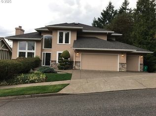 8601 NW Hazeltine St, Portland, OR 97229