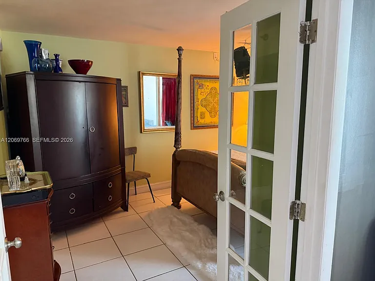 5880 Collins Ave #406 — Photo 14