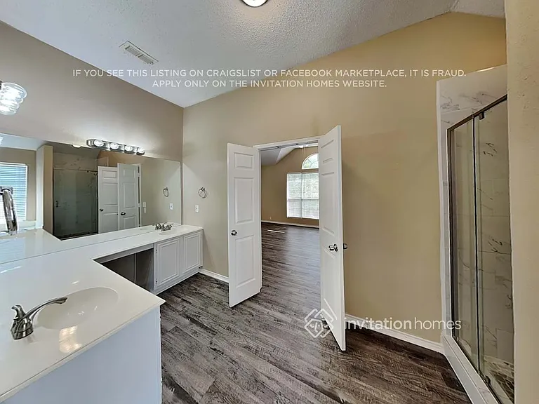 1700 Lansdale Dr — Photo 18