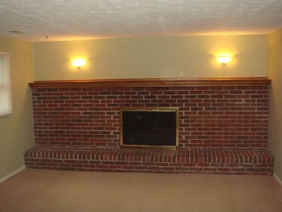 3rd image of 5730 E Tall Oaks Dr