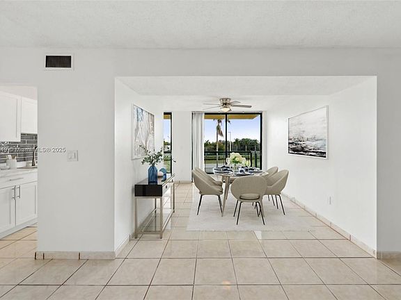 5th image of 11750 SW 18th St APT 510-1