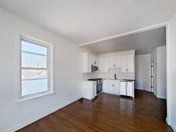 207 Valley Rd, Clifton, NJ