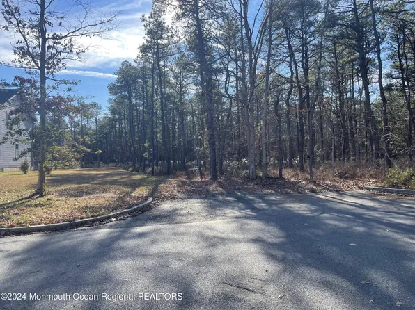 471 Harding Avenue, Bayville, NJ 08721