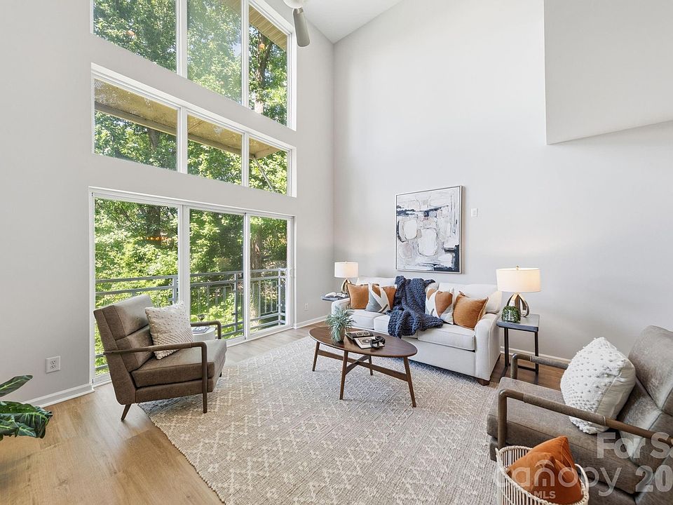 1st image of 3825 Picasso Ct