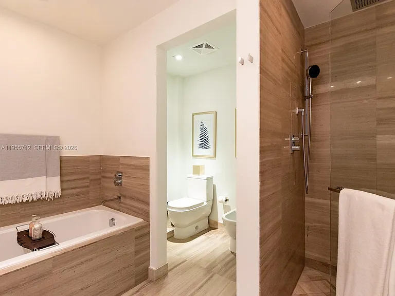 360 Ocean Dr #606S — Photo 30