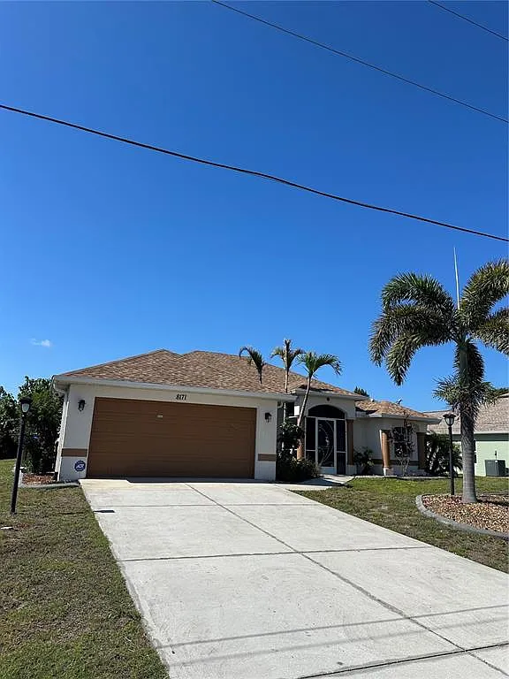 3 bed, 2.0 bath, 2048 sqft, $2,200 — Photo 1