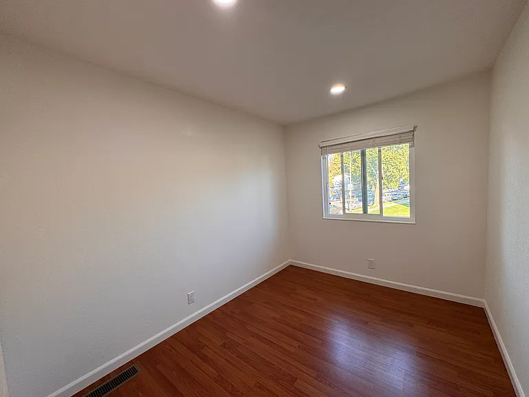 289 Palacio Royale Cir — Photo 8