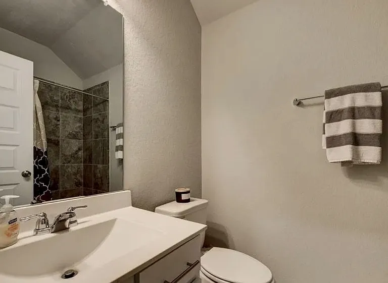 1215 Loma Rnch — Photo 10
