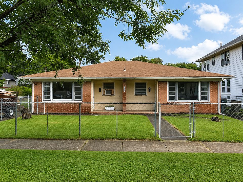 1st image of 218 Glendale Ave #A