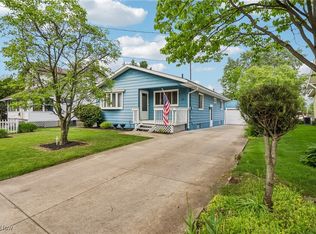 55 Gale Dr, Barberton, OH