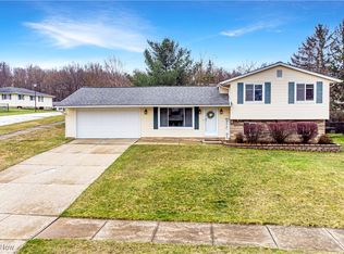 9603 Munich Dr, Parma, OH 44130
