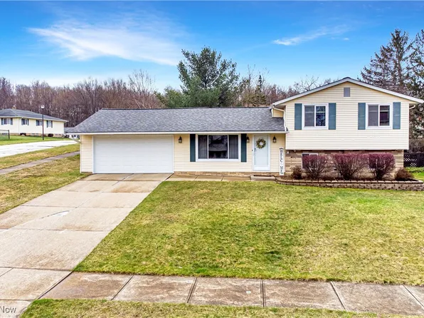 9603 Munich Dr, Parma, OH 44130
