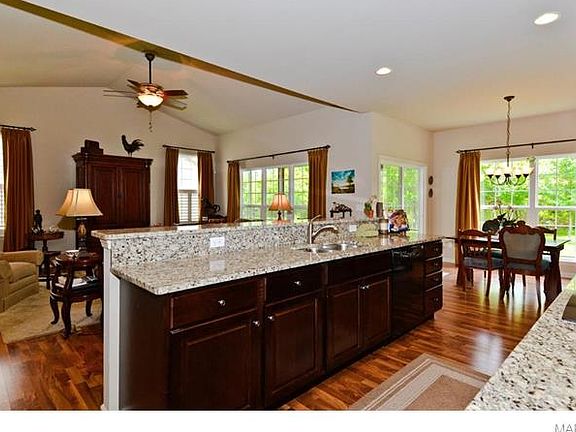 4th image of 233 Meadows Of Wildwood Blvd