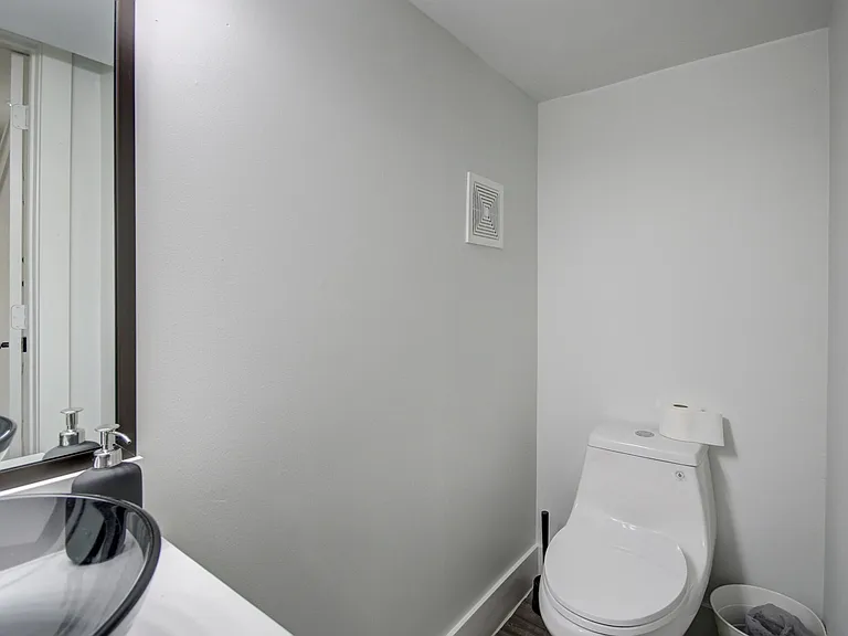 9305 Tower St — Photo 20