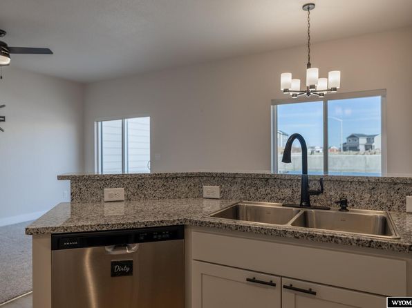 casper-wyoming-402468646 picture