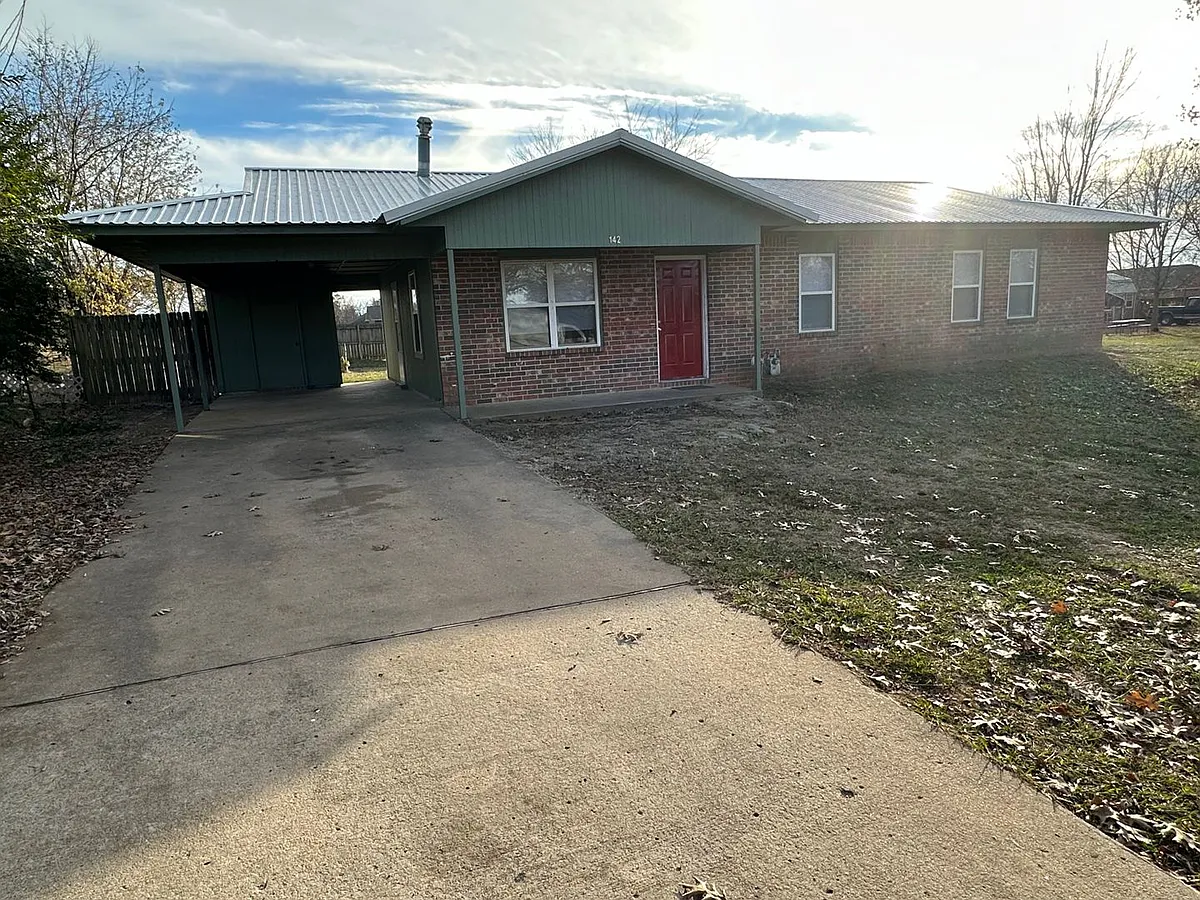 Building Photo - 142 Alyene Dr